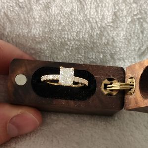 Radiant Cut Engagement Ring. 1.02 centre diamond. Michael Hill, yellow gold 4.75